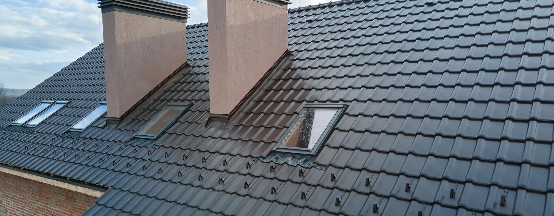 COUVERTURE SCHAGUENE 1 1920X750 | Schaguené Quels sont les signes indiquant qu’il est temps de réparer votre toiture ? Riedisheim